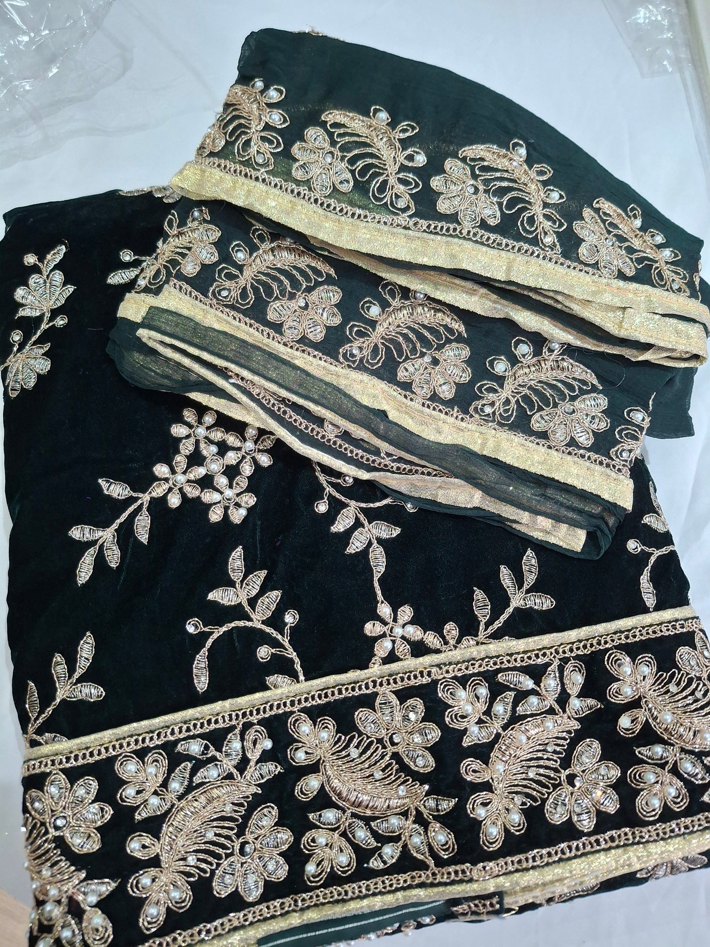 Velvet Embroidered Best Quality Micro 9000 Unstitched 3 piece suit set
