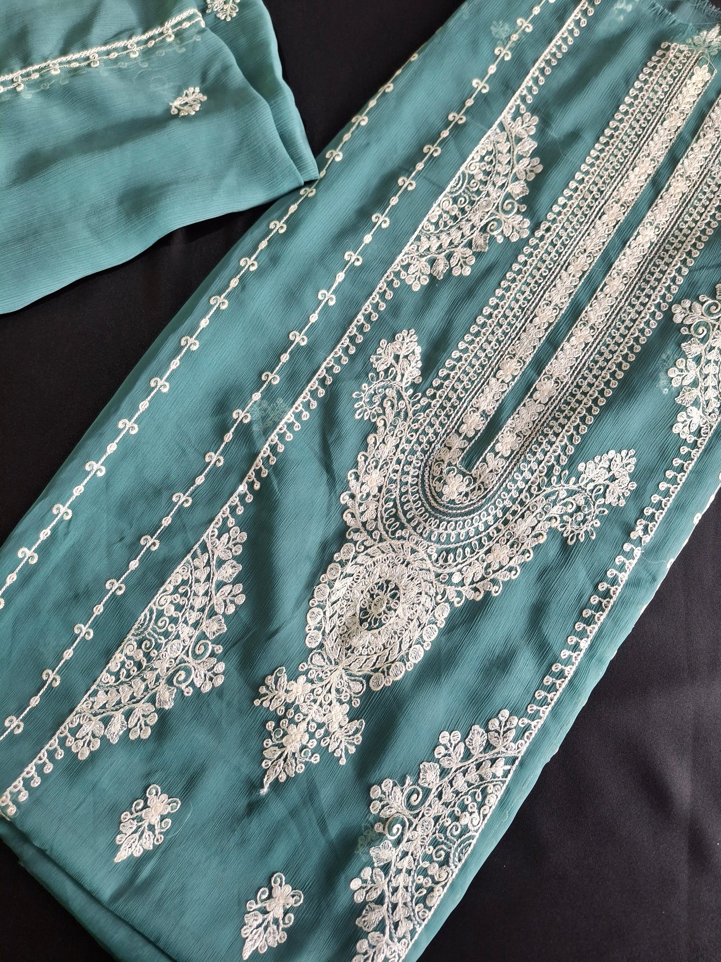 Embroidered Chiffon 4 Piece Suit Set