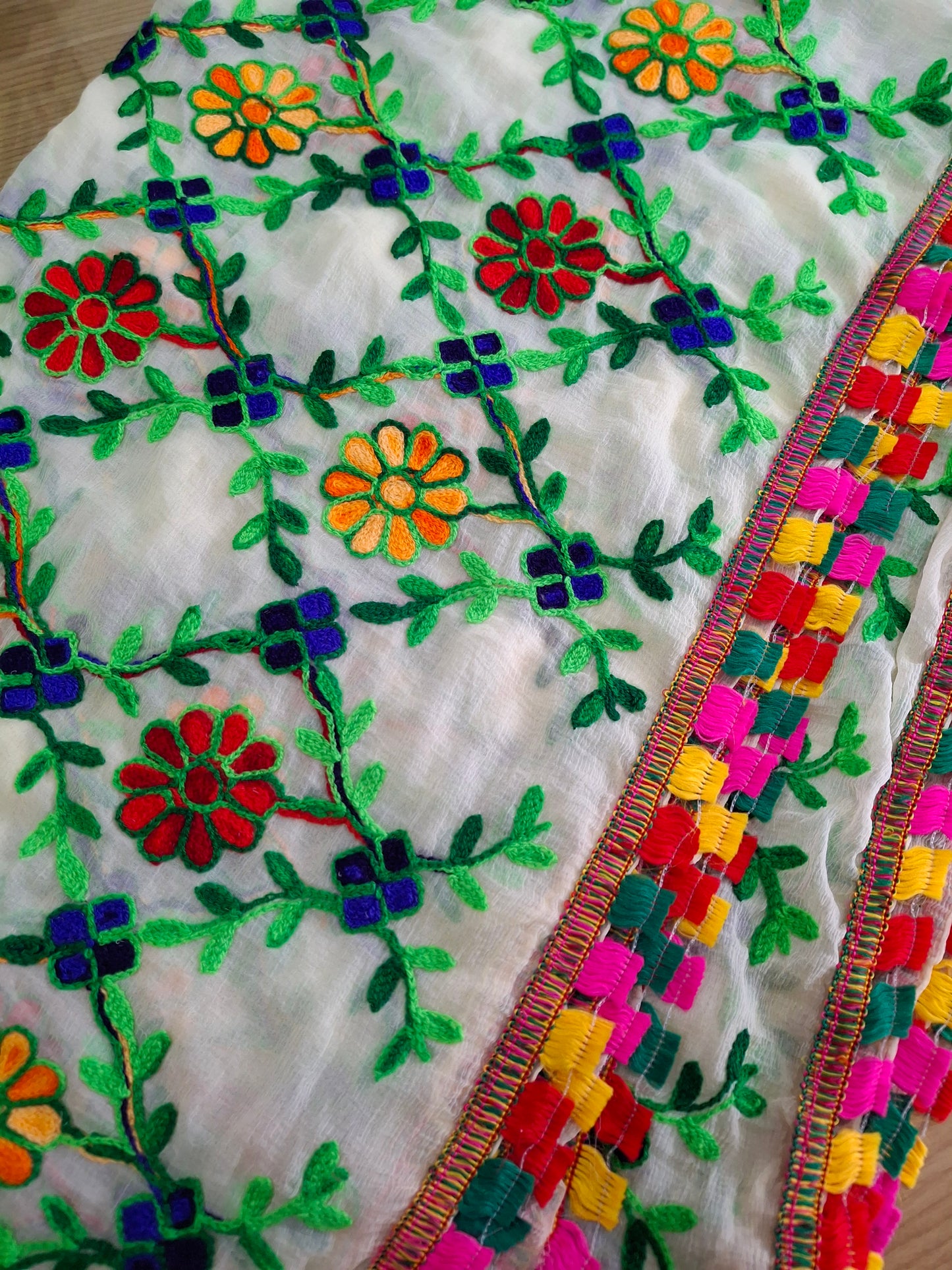 Chiffon Sequins Embroidered Dupatta(2.30 meters length,45"width)