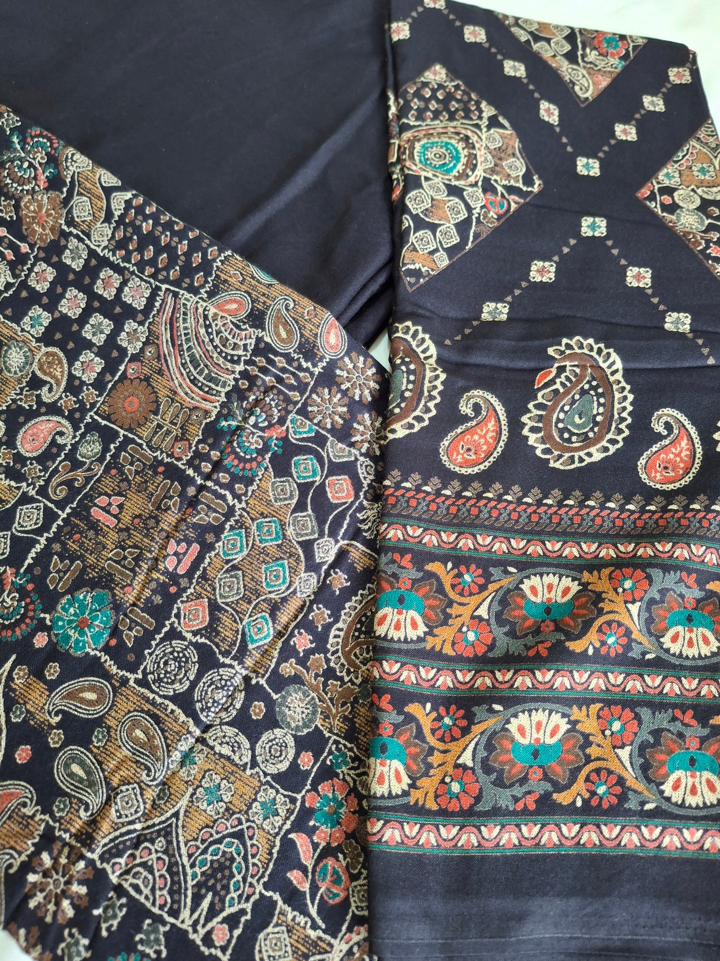 Alpiane Paisley Print (3 pieces suits)Top Quality