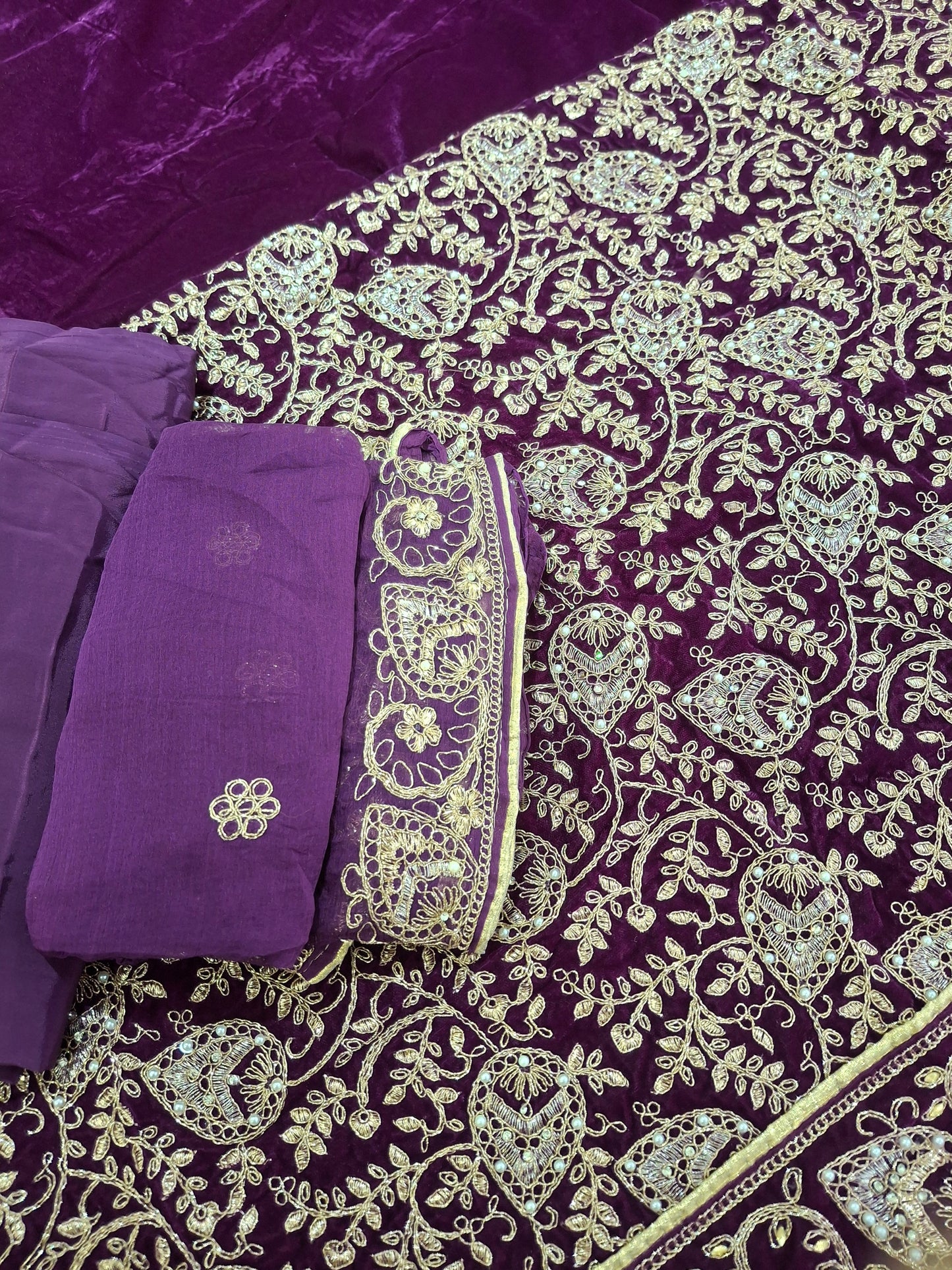 Best Quality Micro Velvet 9000 Unstitched 3 piece suit set