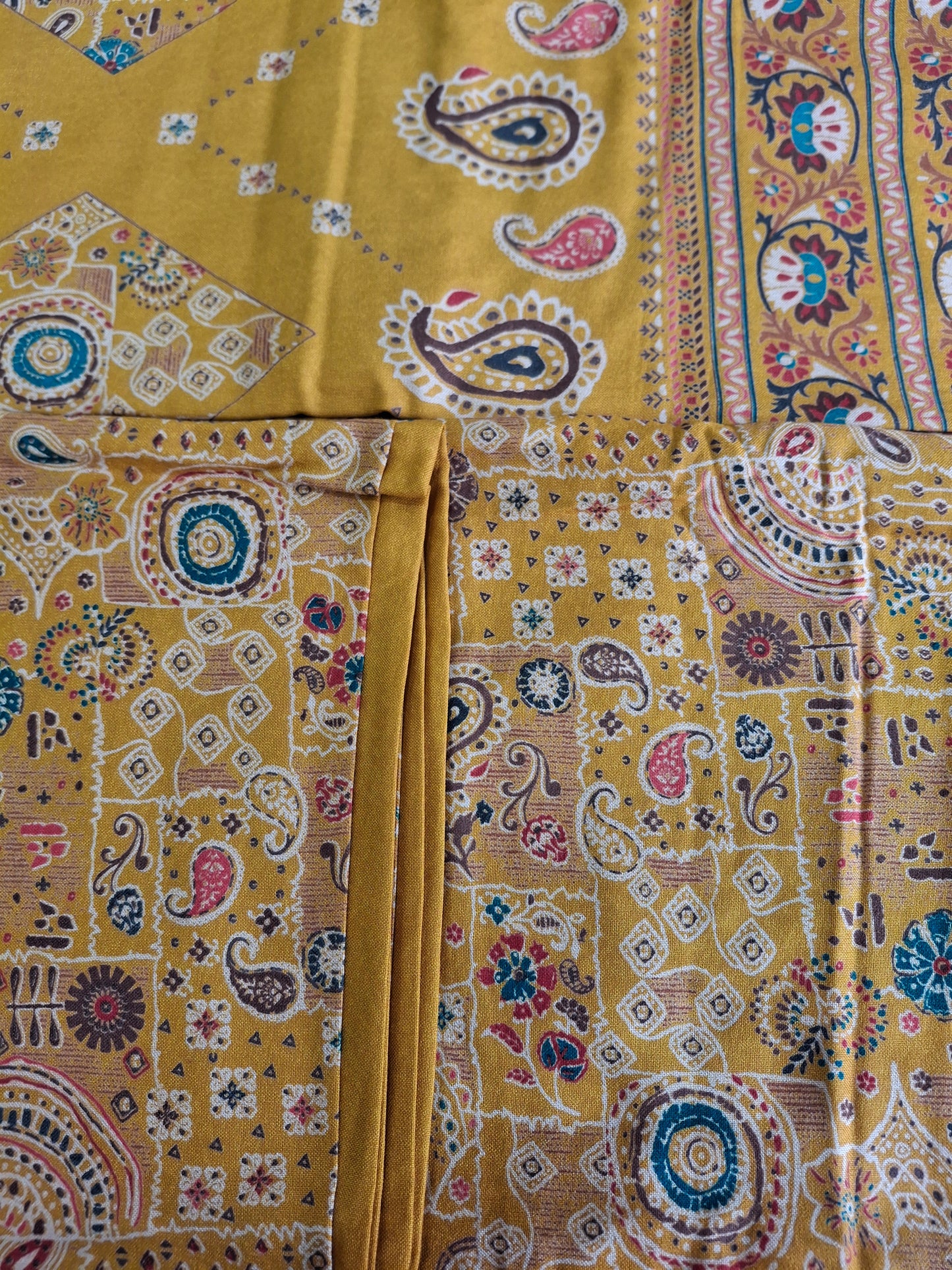 Alpiane Paisley Print (3 pieces suits)Top Quality