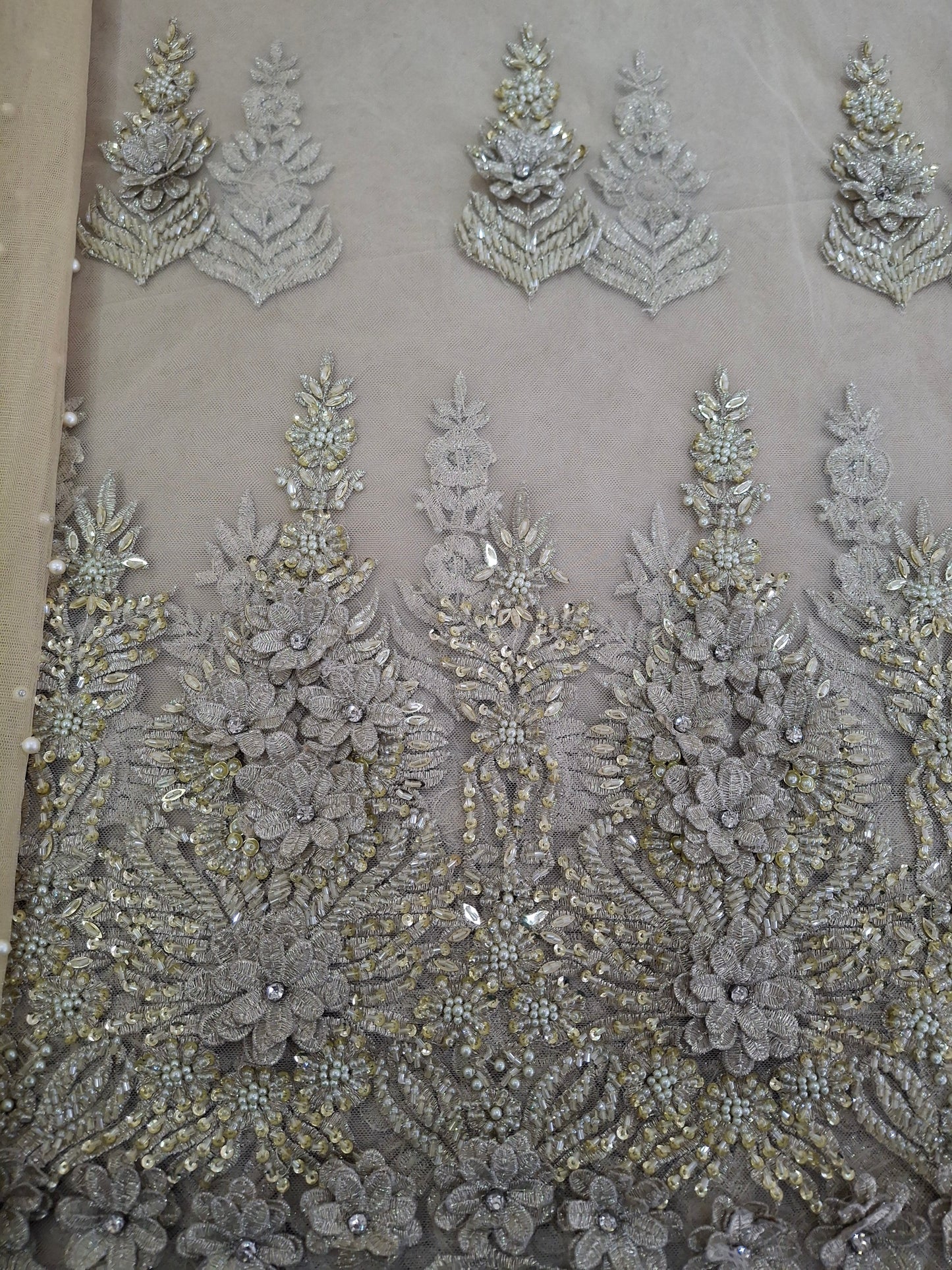 Cut Dana Heavy Embroidered Net,4 piece suit set