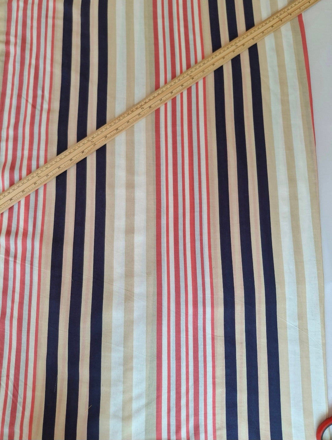 Chikankari-style Cotton Top Quality(4 meters, 60"width)