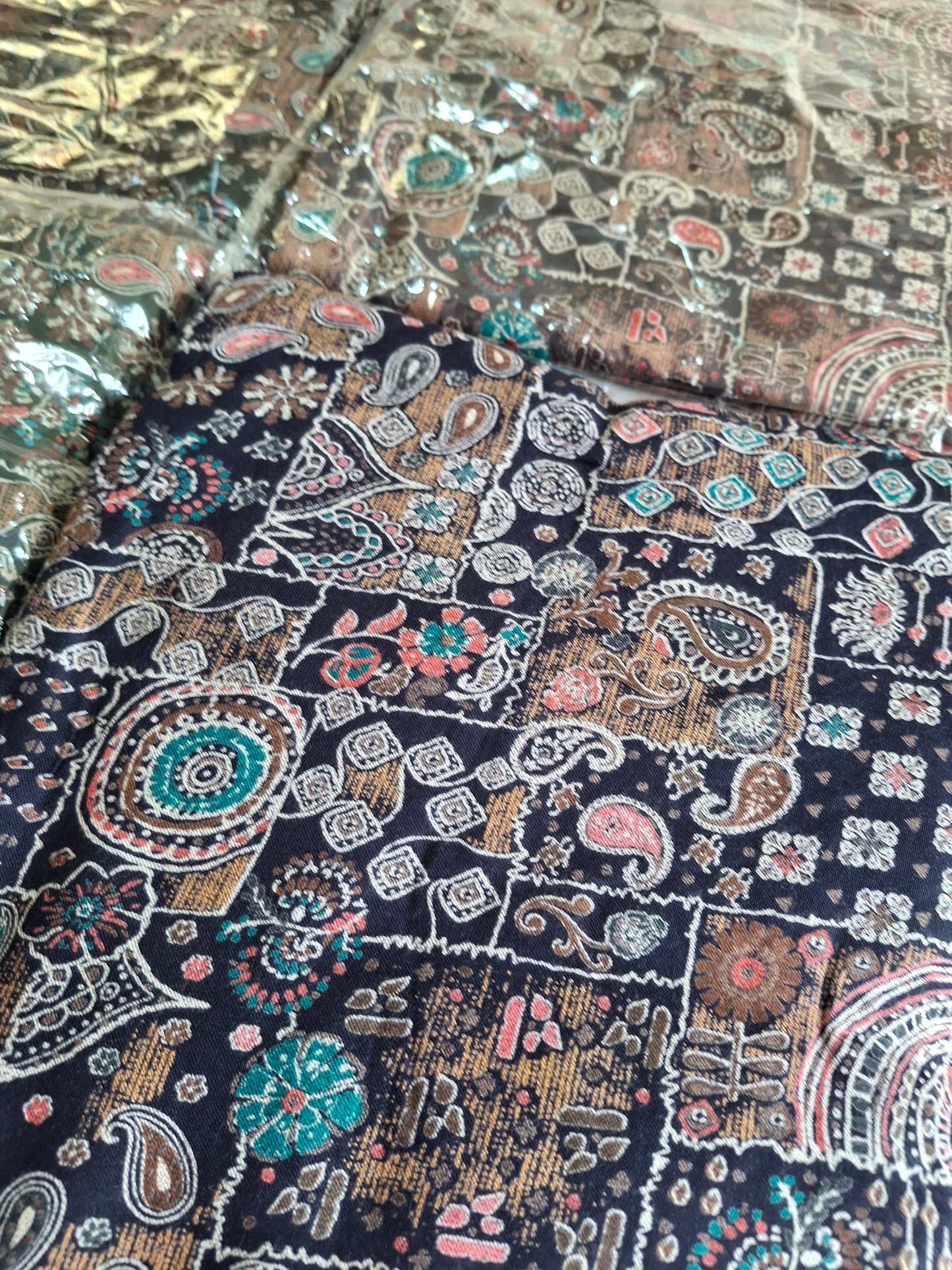 Alpiane Paisley Print (3 pieces suits)Top Quality