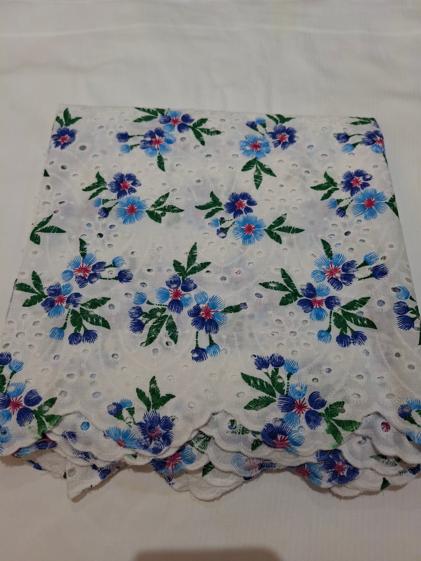 Chikankari-style Cotton 4 meters(2 Piece suit set)