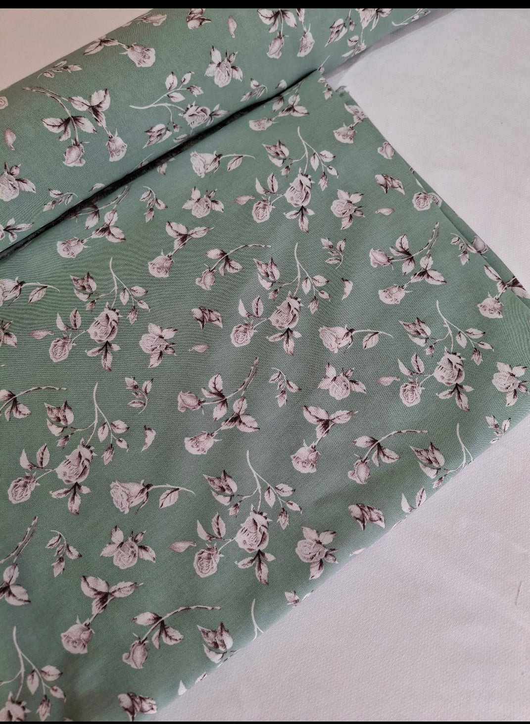 Viscose(4 meters)Full Suit Set,Black and Mustered,Black and Pink