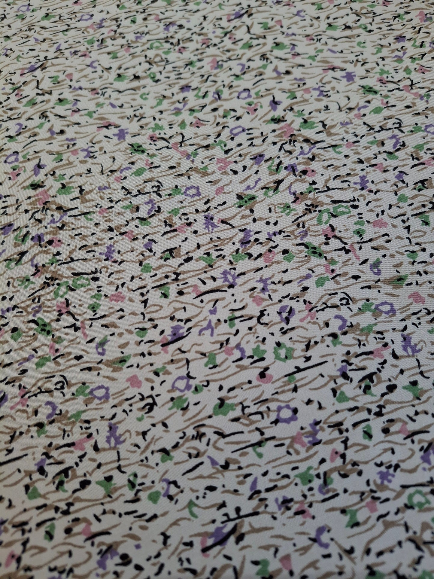 Abstract Floral Viscose Top Quality(suit set ,4 meters)