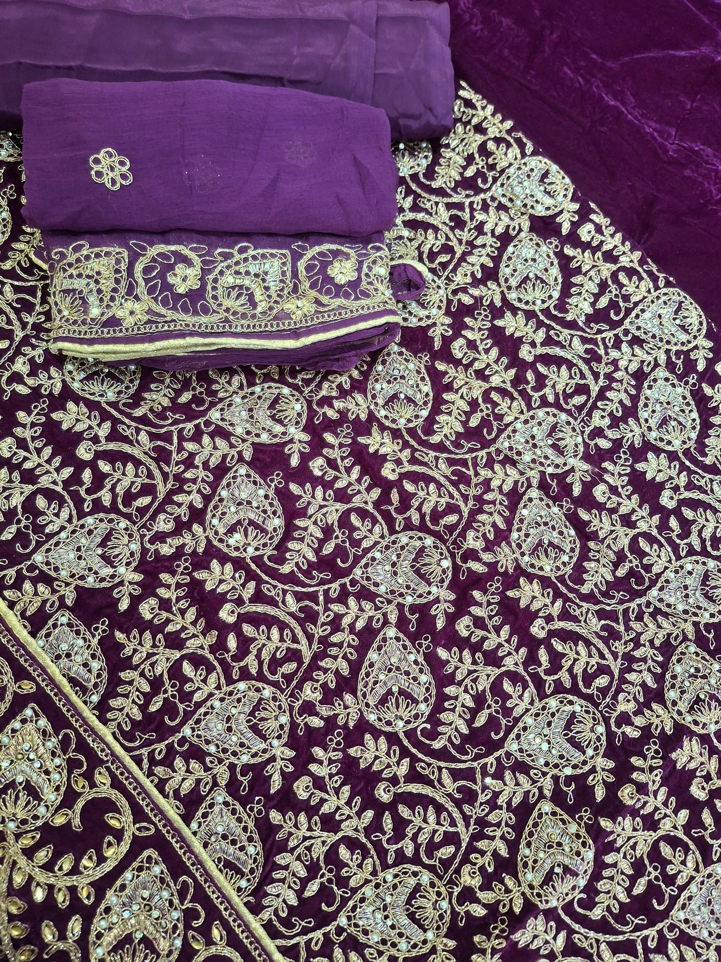 Best Quality Micro Velvet 9000 Unstitched 3 piece suit set