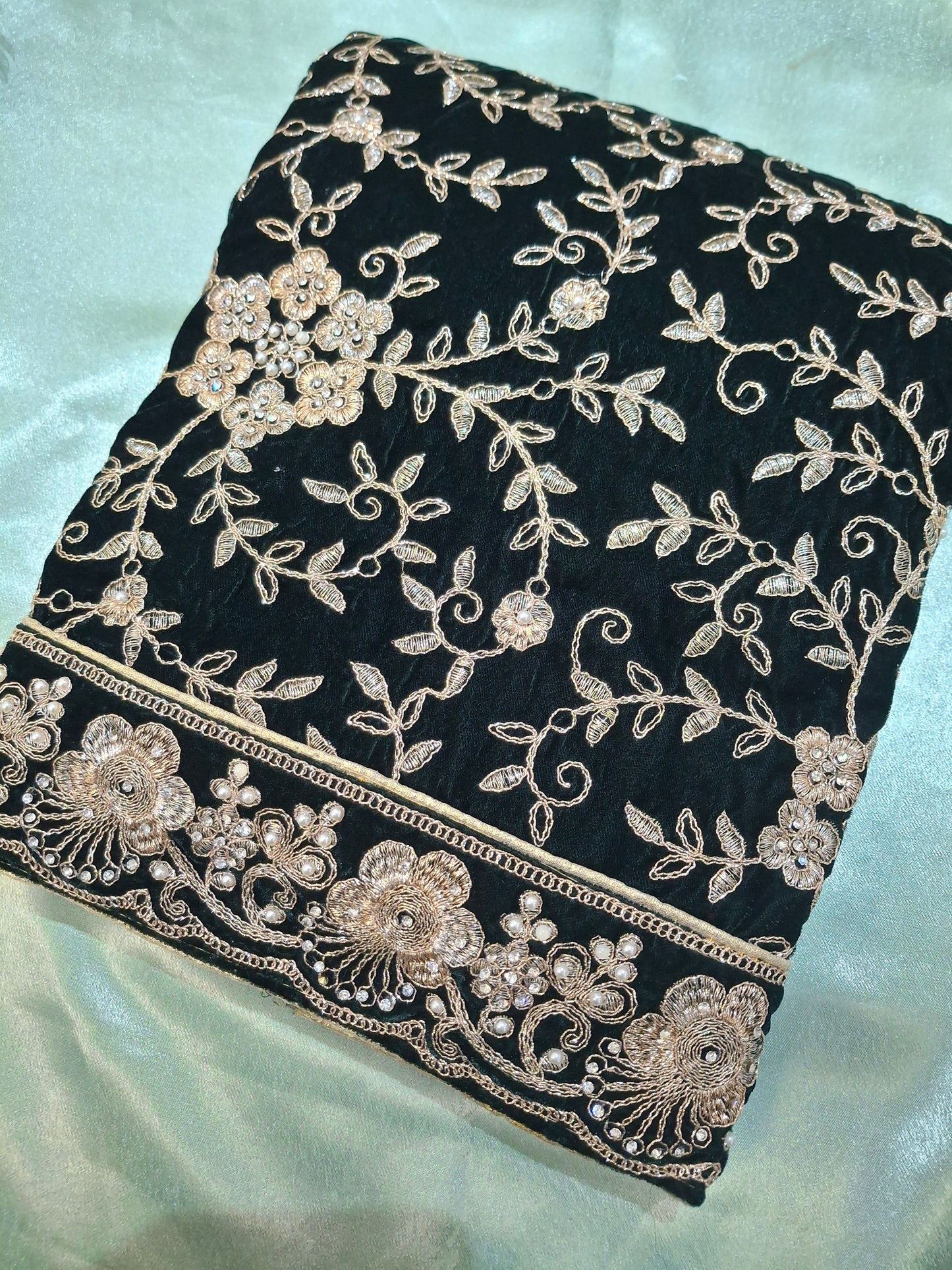 Micro Velvet Model 9000 Embroidered Fancy 3 Piece Suit Set